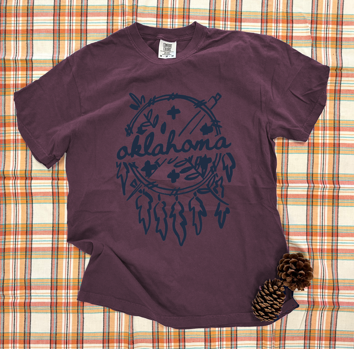 OKLAHOMA 2025: Simple Brushed Dreamcatcher (COMFORT COLORS SHORTSLEEVE)