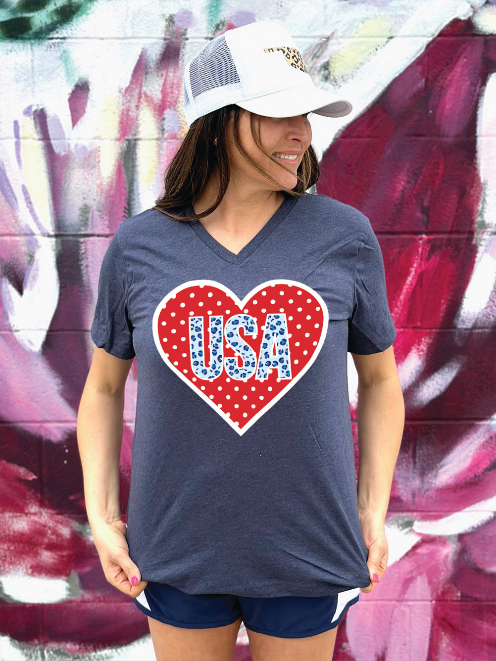 AMERICAN SPIRIT 2023: USA Leopard & Polkadot Heart - VNECK