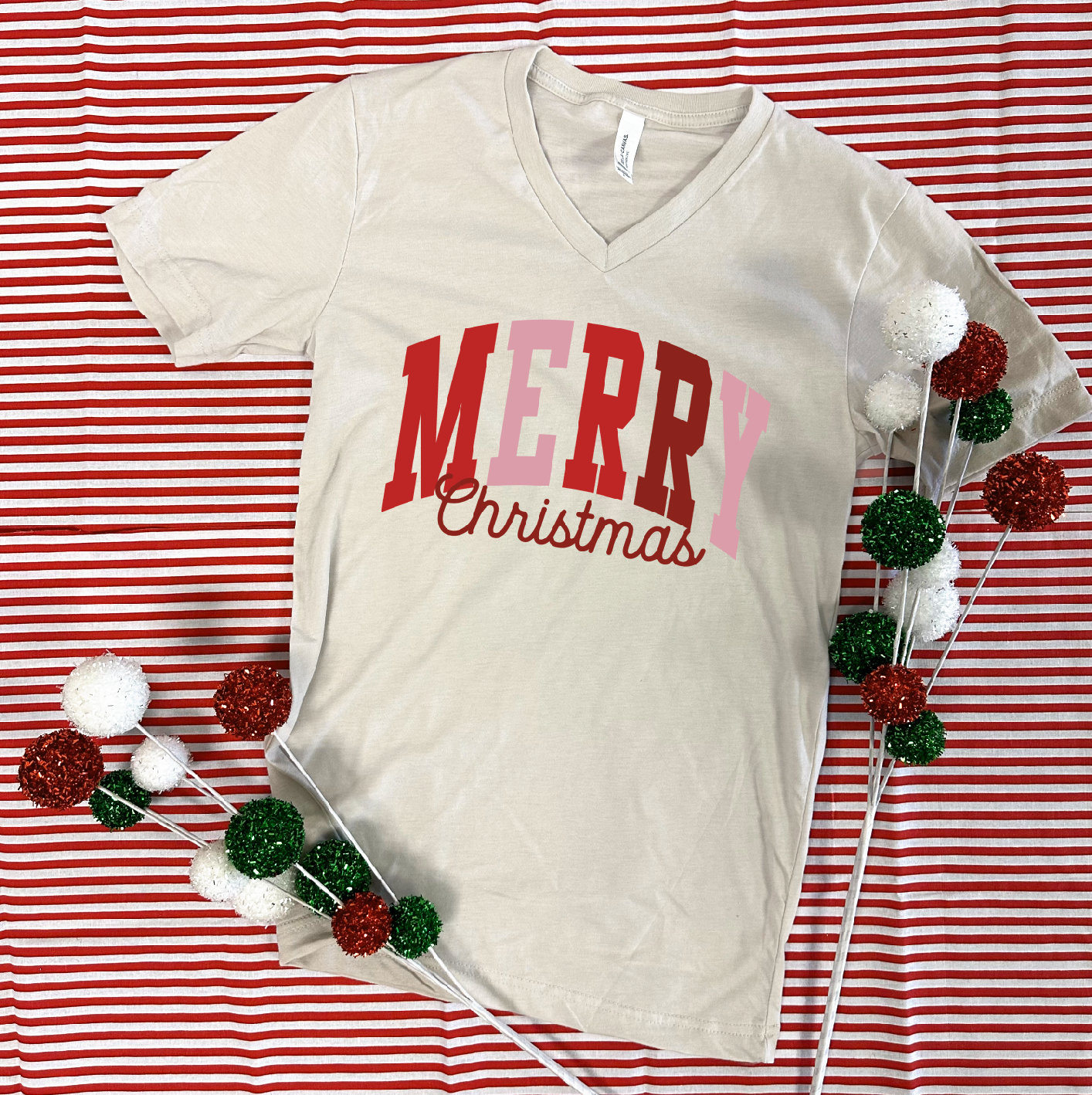 CHRISTMAS 2024: Ivory & Red Merry Christmas (VNECK)