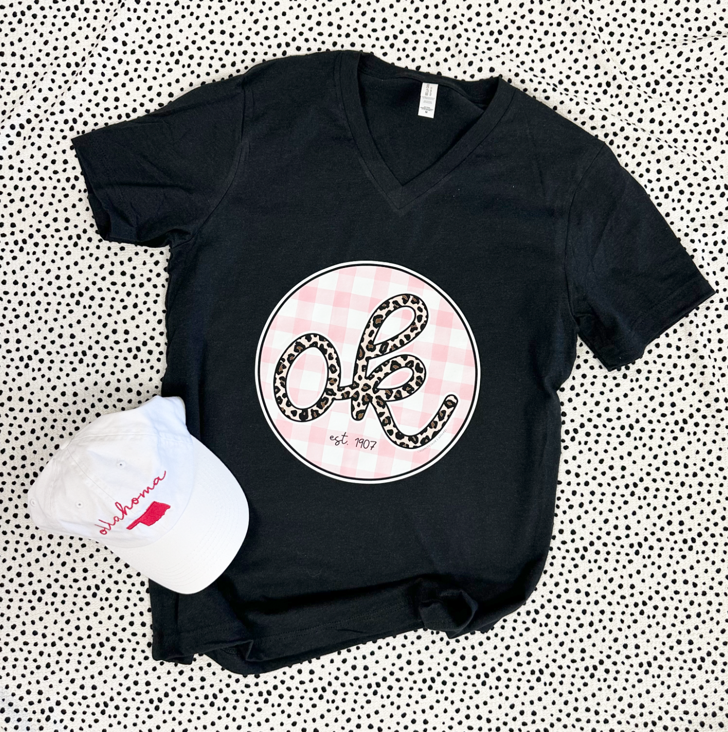 OKLAHOMA 2025: OK Leopard & Pink Check Circle - VNECK