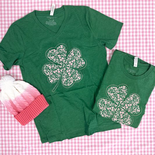 ST.PATTY 2025: Little Bows Pattern - VNECK