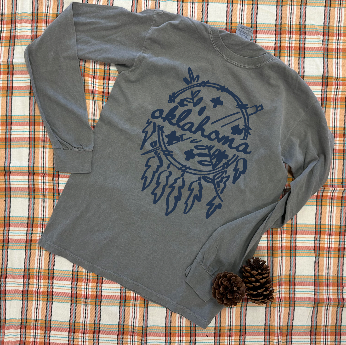 OKLAHOMA 2025: Simple Brushed Dreamcatcher (COMFORT COLORS LONGSLEEVE)